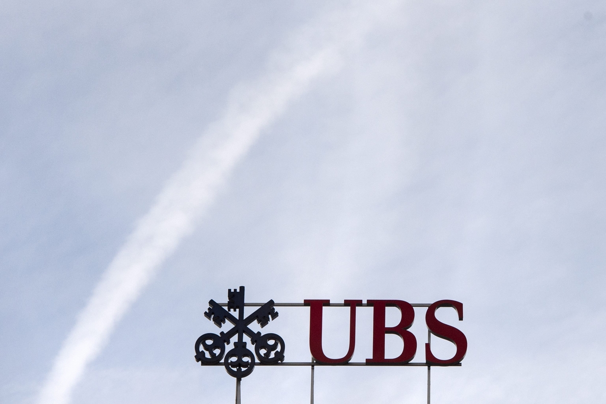 El beneficio de UBS cae un 51 % hasta septiembre, hasta 2.369 millones euros