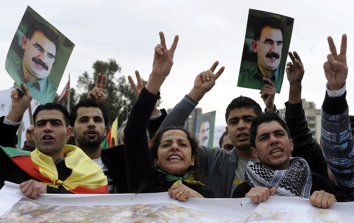 Tribunal belga adscribe las actividades del PKK a un conflicto armado y rechaza cargos por terrorismo