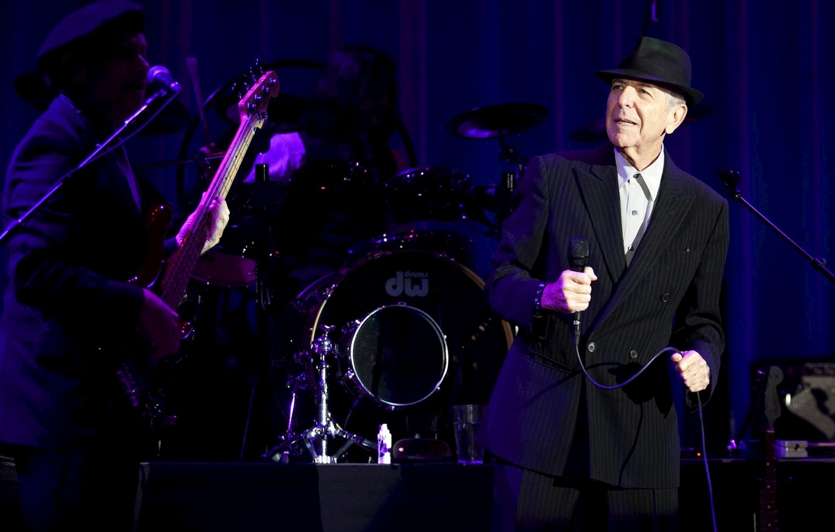 Leonard Cohen murió durmiendo tras sufrir una caída nocturna en su casa