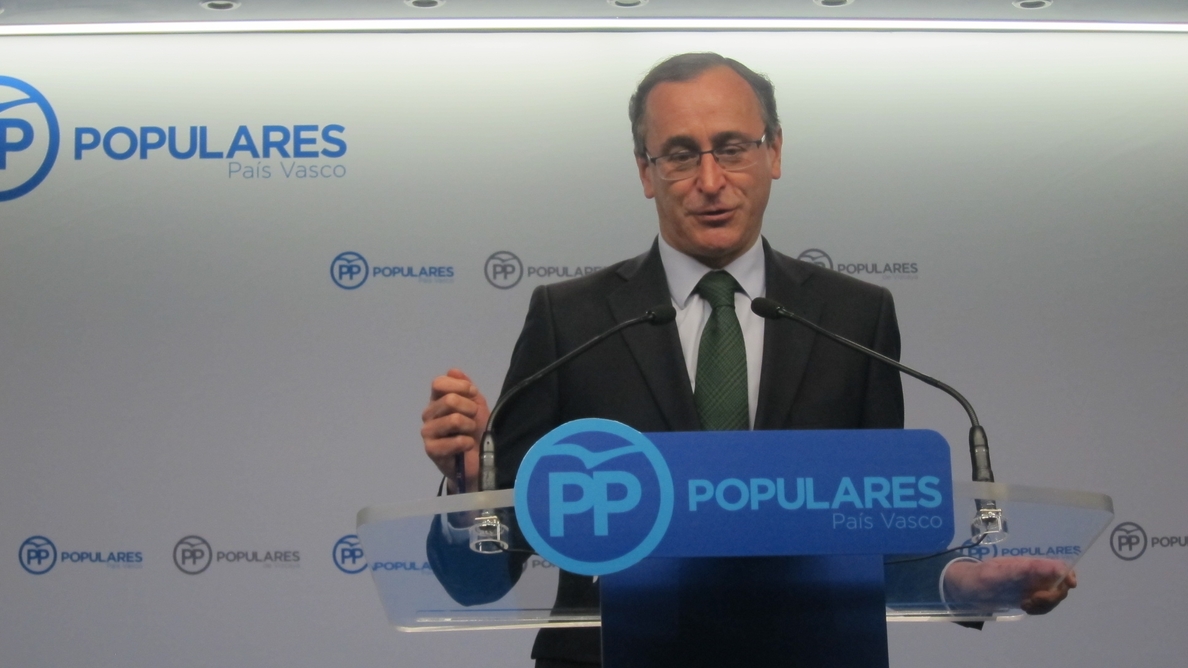 PP acusa a PSE de «entregarse» al PNV y asumir su hoja de ruta soberanista y a PSOE de no poder «vertebrar el país»