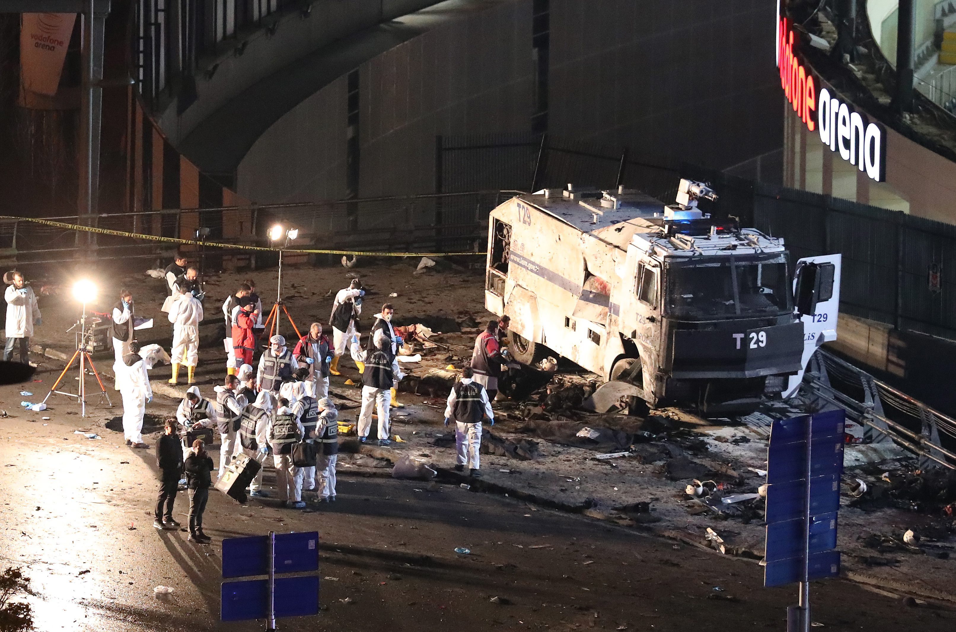 El Gobierno turco apunta a los kurdos del atentado con 38 muertos en Estambul