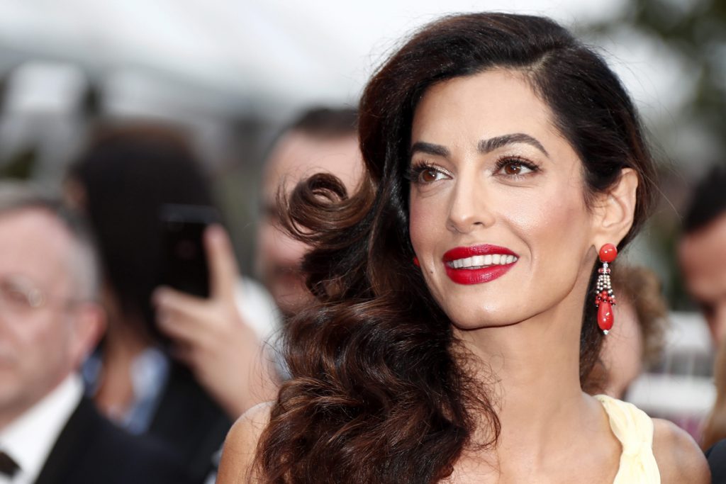 Amal Clooney estaría embarazada de gemelos, según la prensa libanesa