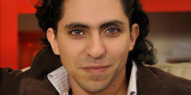 Este es el bloguero saudí condenado a 1.000 latigazos por el que C»s quiere que el Rey interceda
