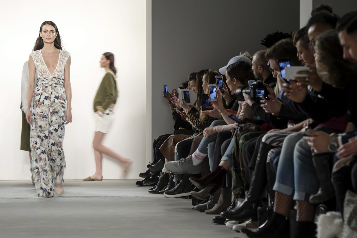 Abre Semana de la Moda de Berlín con especial atención a la moda sostenible
