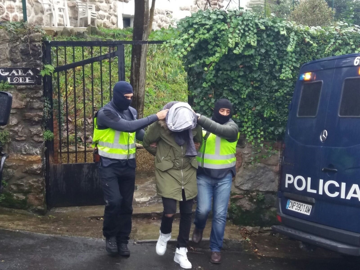 El yihadista de San Sebastián se radicalizó pese al apoyo de una ONG para que viviera del boxeo y la fontanería