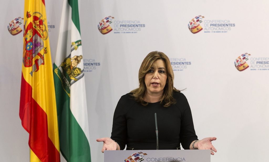 Susana Díaz dice que tiene «muchísimo cariño a Patxi López» y no se pronuncia sobre si concurrirá a las primarias