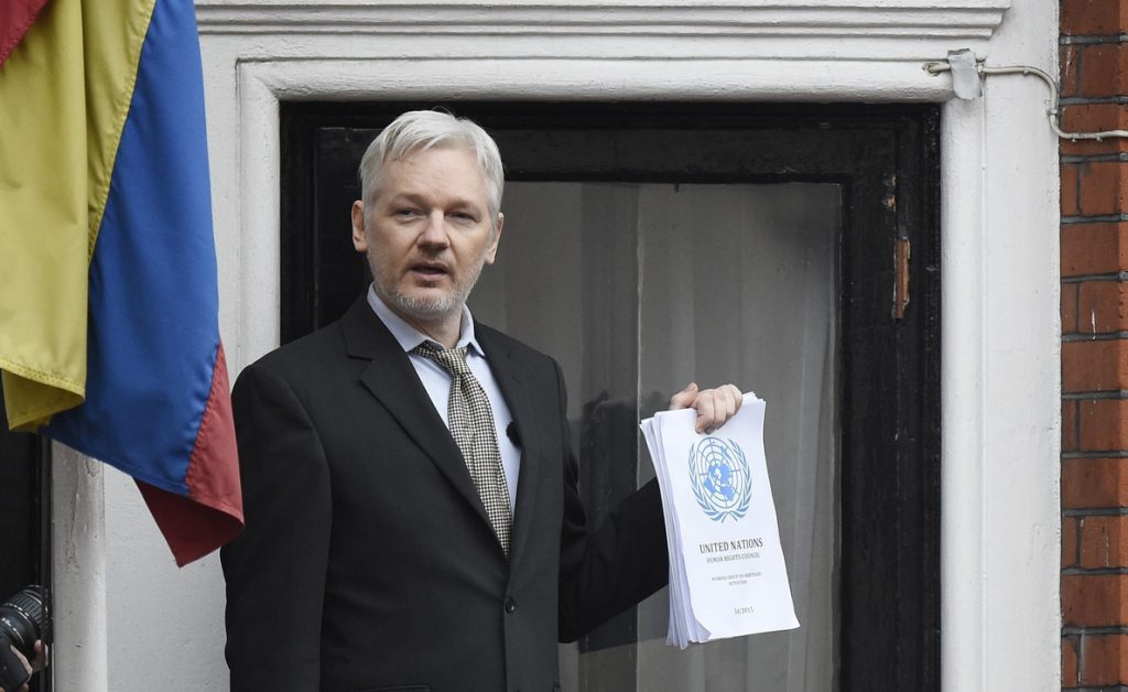 Assange pide a EE.UU. que aclare si ha pedido su extradición