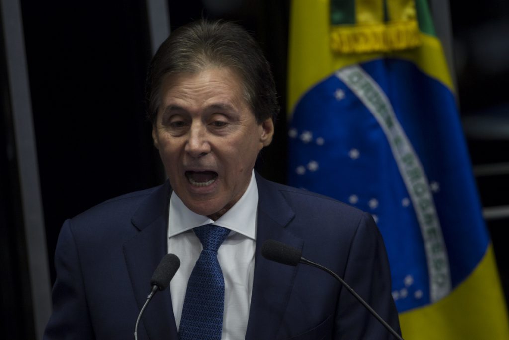 El Senado brasileño tiene un nuevo presidente bajo sospecha