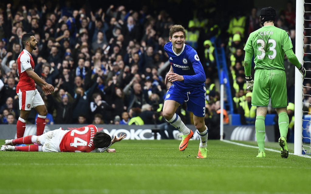 Alonso, Hazard y Fàbregas colocan al Chelsea a un paso del título
