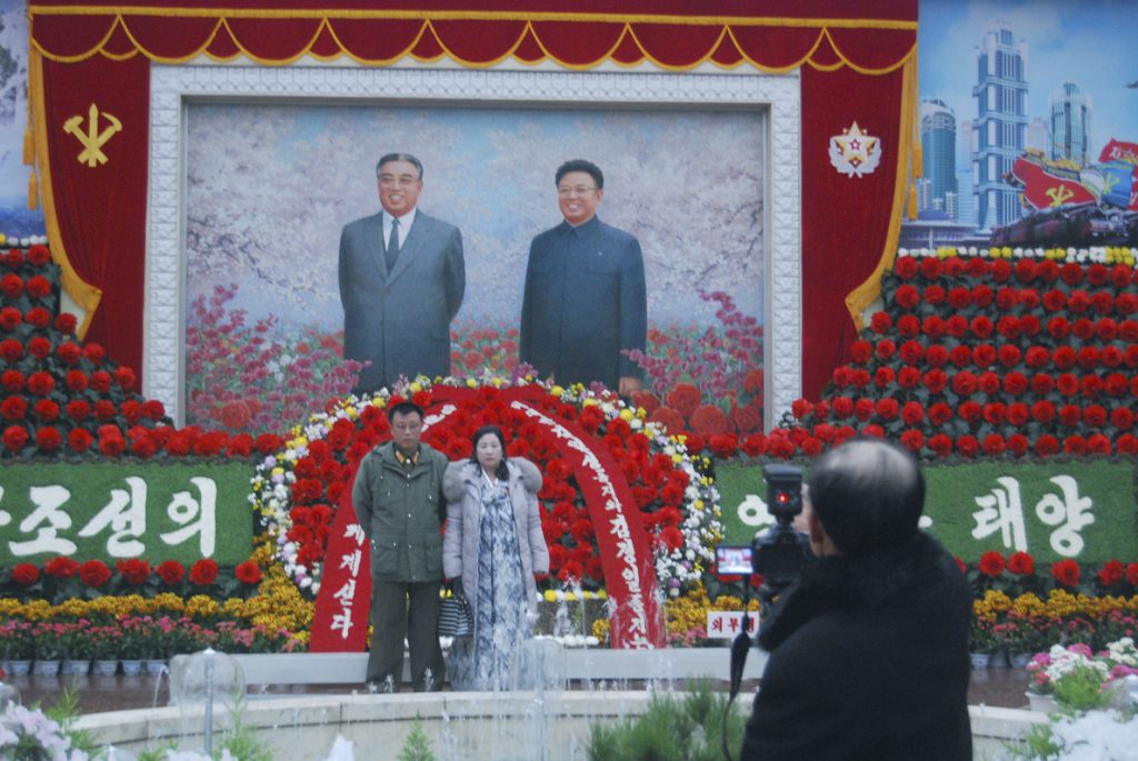 Corea del Norte obvia entre festejos el asesinato del hermano del líder