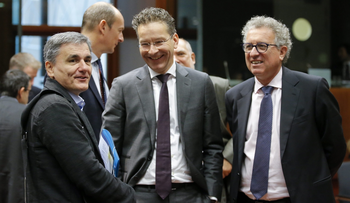 El Eurogrupo se reúne sin visos de acabar con el bloqueo del rescate griego