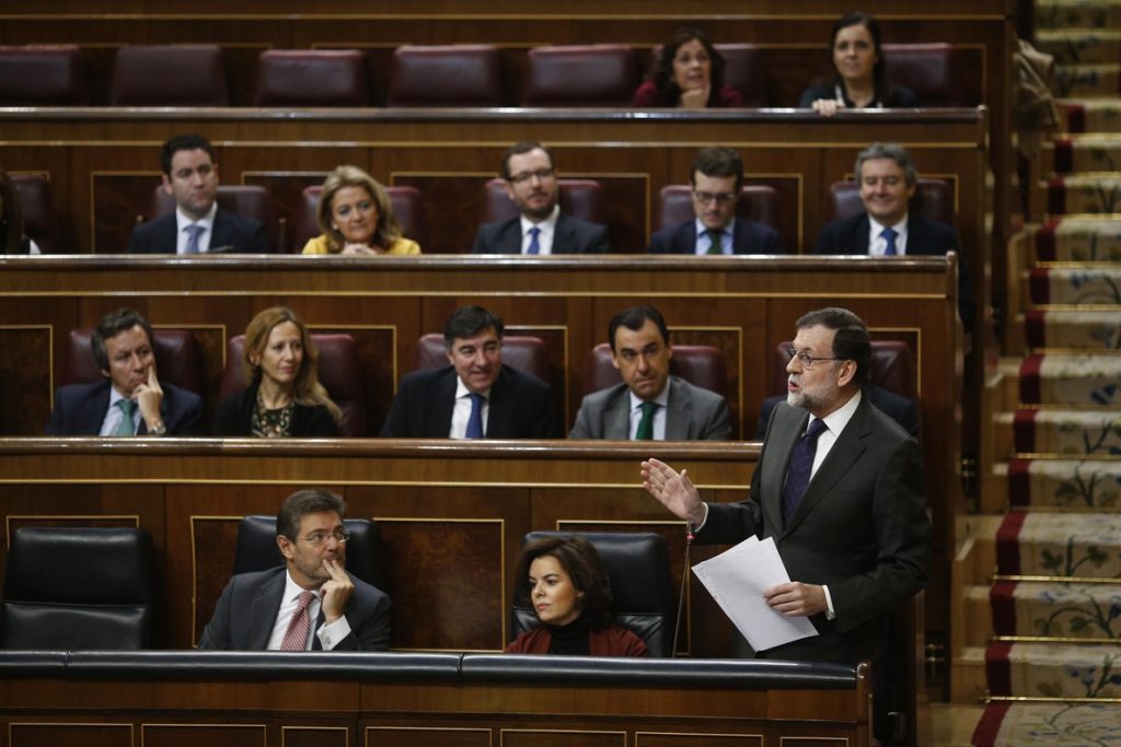 Rajoy responderá a preguntas sobre pensiones, corrupción y el REF canario el miércoles en el Congreso