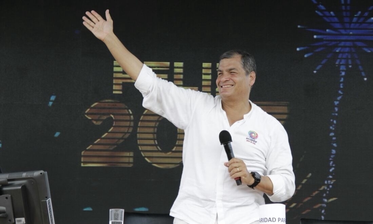 Correa asegura que Alianza País ha ganado «ampliamente» las elecciones presidenciales