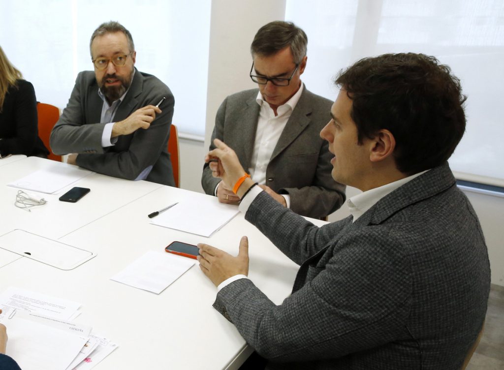 Girauta reclama al PP que proponga un candidato alternativo al presidente de Murcia