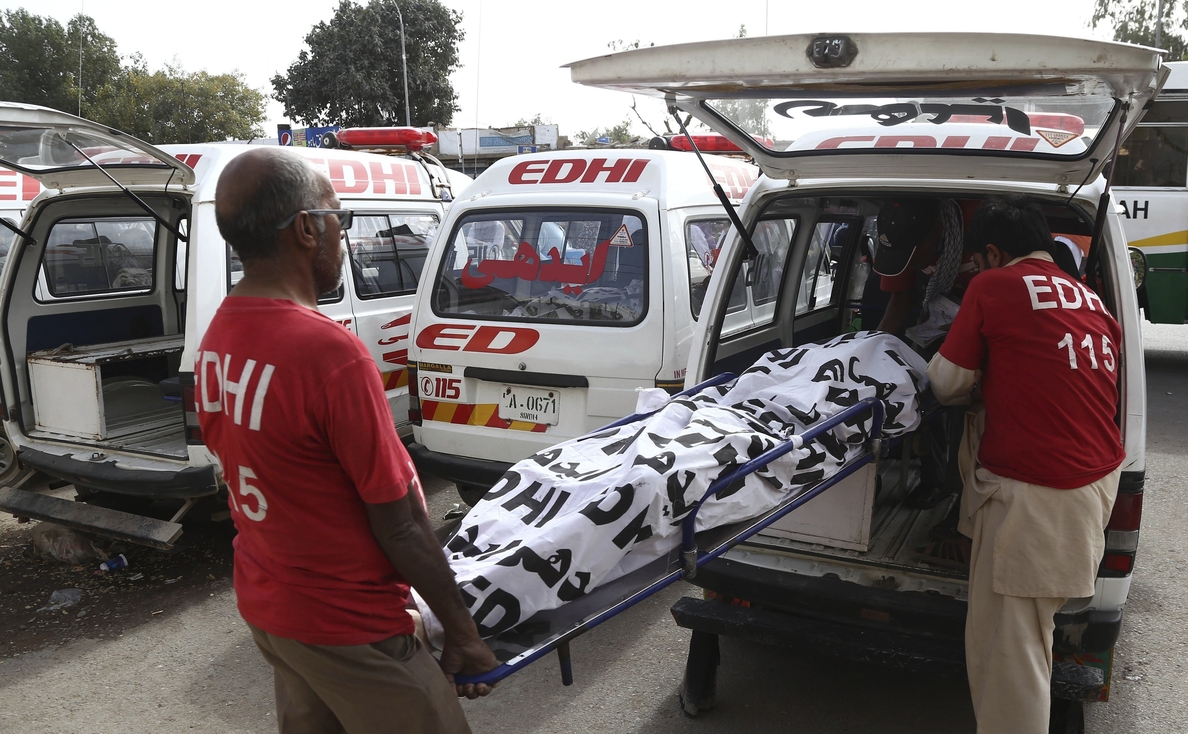 Al menos ocho muertos en un atentado suicida contra un tribunal en Pakistán