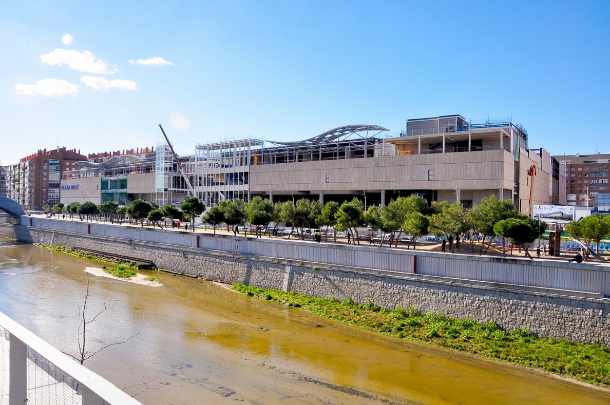 El centro comercial Plaza Río 2 abrirá en octubre en Madrid con Inditex, Armani, Wagamama y Five Guys