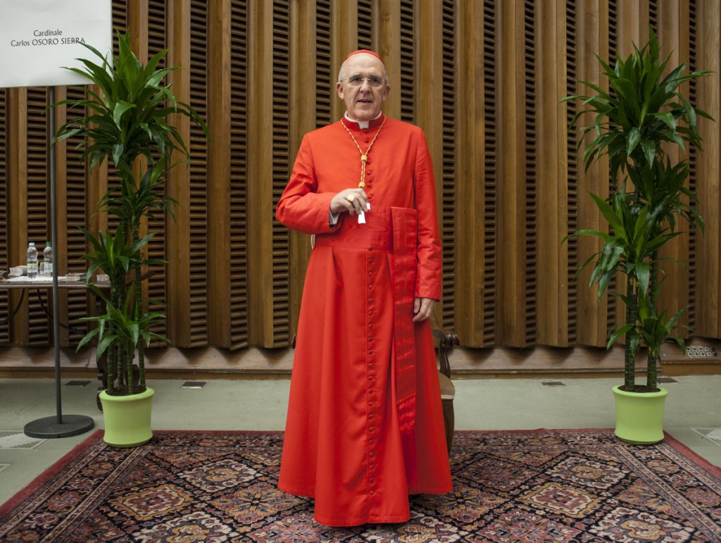 El cardenal Osoro toma posesión de la iglesia romana Santa María en Trastévere