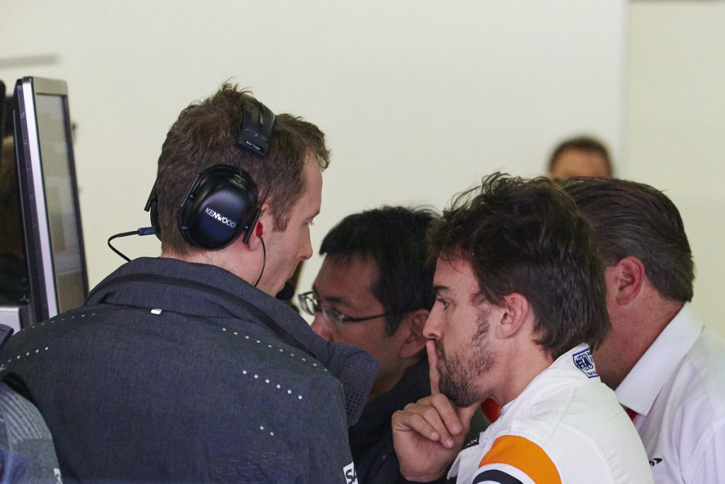 Alonso: «Son comprensibles las dudas, pero hay que mantener la calma»