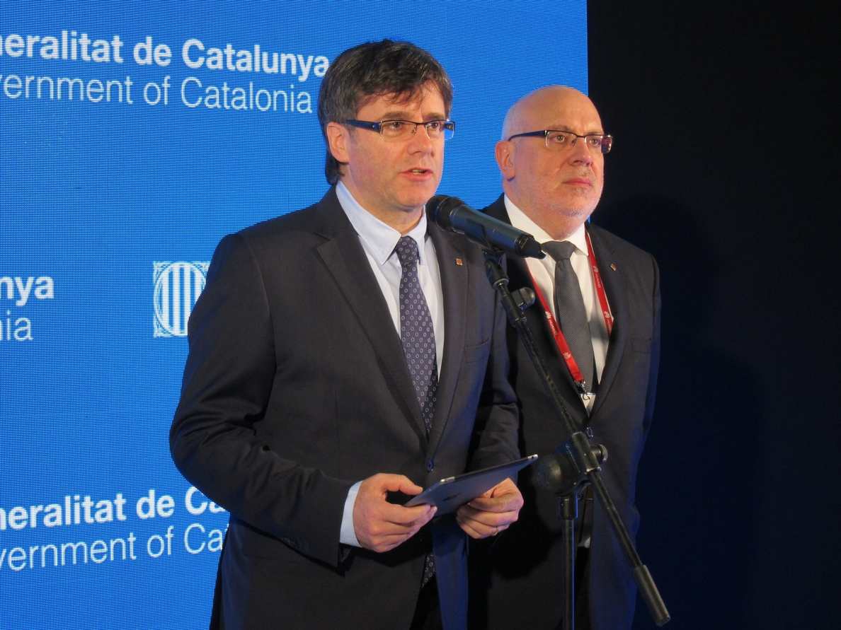 Puigdemont insta al Gobierno a tomar nota del mensaje del Rey sobre la colaboración