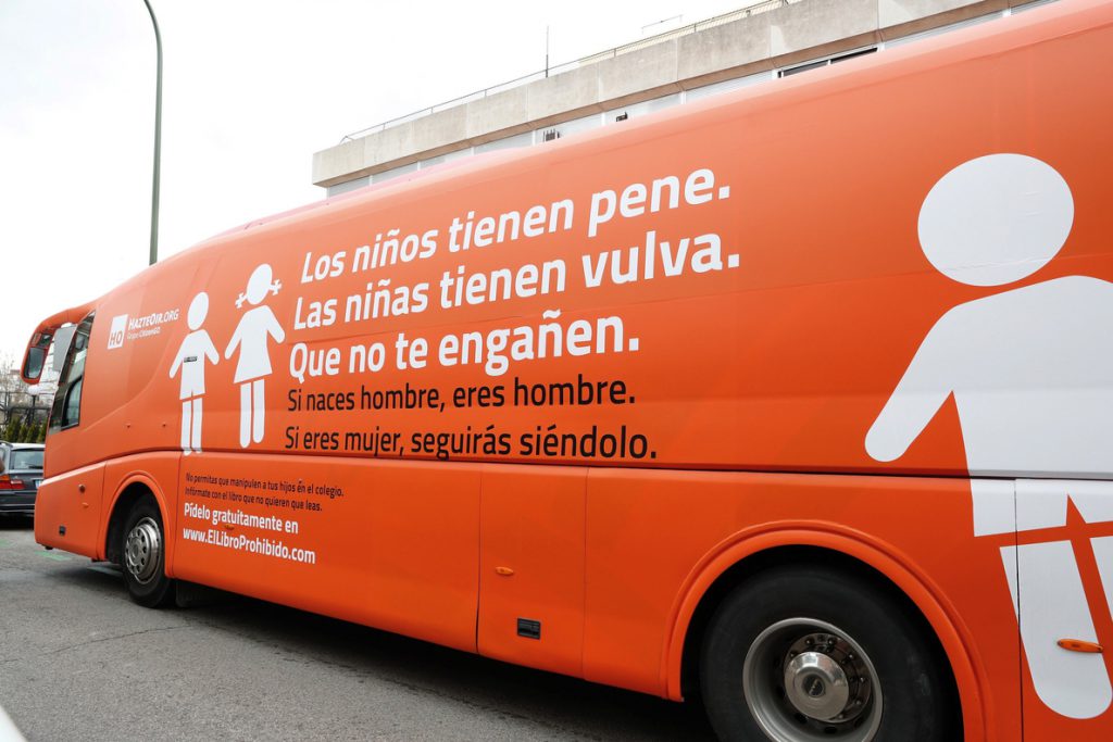 La Policía Municipal de Madrid inmoviliza el autobús de Hazteoír