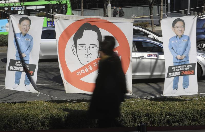El líder de Samsung niega todas las acusaciones de corrupción en el «juicio del siglo»