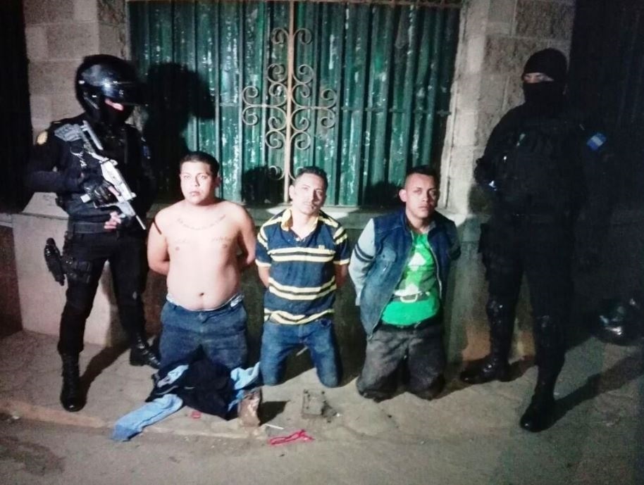 Una cadena de ataques contra la Policía en Guatemala deja dos muertos, ocho heridos y 11 detenidos