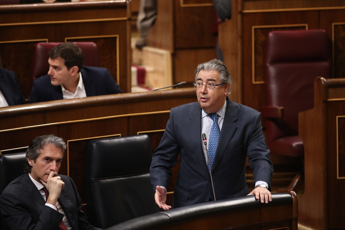 PSOE, Podemos y Ciudadanos piden cuentas a Interior en el Congreso por el piso oficial cedido al director de la DGT