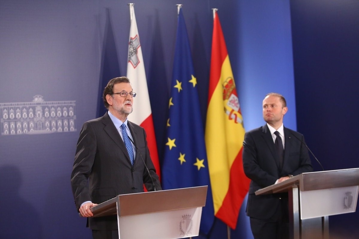 Rajoy confía en que las negociaciones sobre presupuestos darán su «fruto»
