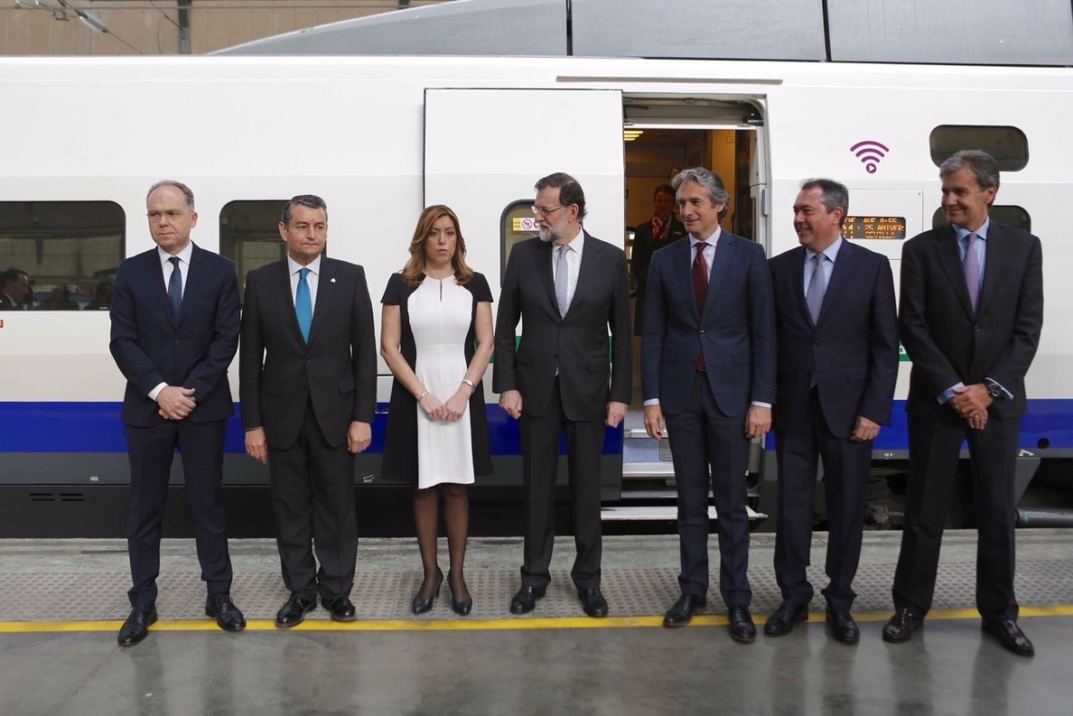 Rajoy anuncia un »by pass» en Almodóvar del Río para acortar tiempos en AVE entre Sevilla y Málaga