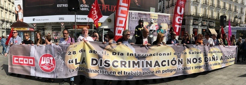 CC.OO. y UGT celebran un acto en la Puerta del Sol por el Día Internacional de la Seguridad Laboral