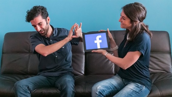 Así son los españoles que pasan de las redes sociales: vivir sin Facebook ni Whatsapp