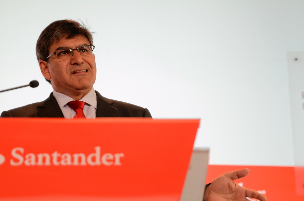 Álvarez dice que el precio por acción de Santander «merece un múltiplo más alto»