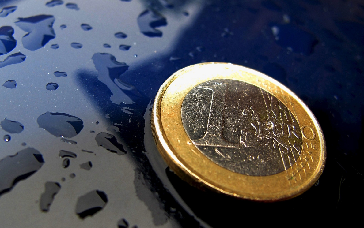 El euro sube hasta los 1,0946 dólares