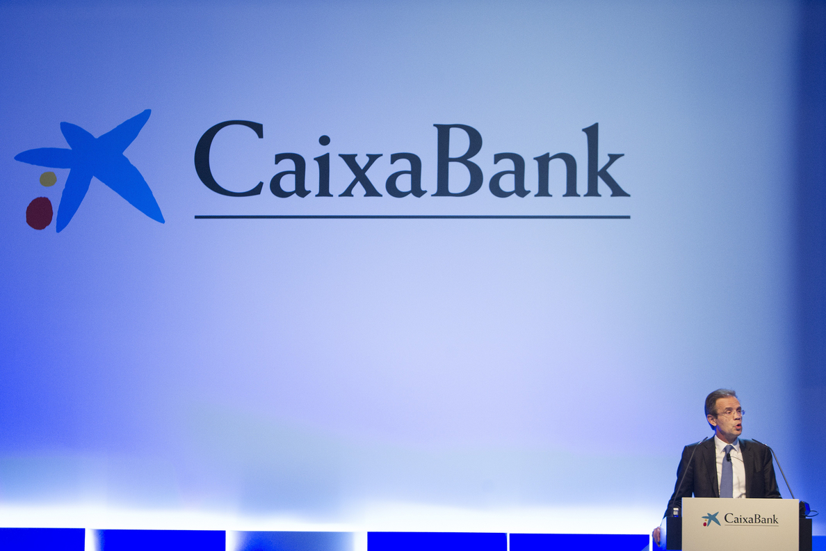 CaixaBank acuerda abrir sus nuevas oficinas de tarde y 450 contrataciones