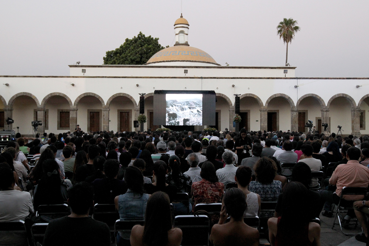 México se une en acto de «persistencia de la memoria» en homenaje a Rulfo