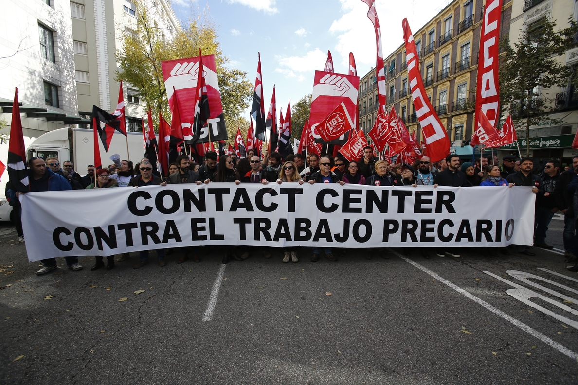 Sindicatos y patronal firman el nuevo convenio del sector de contact center
