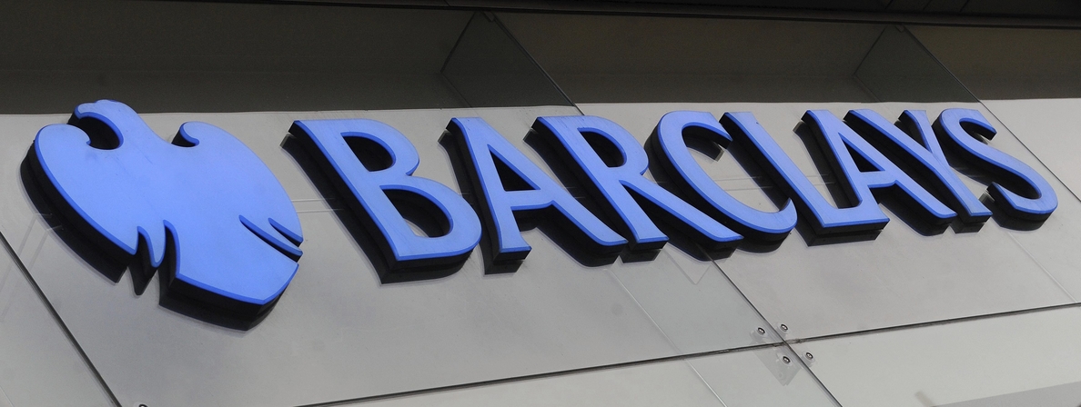 Acusan a Barclays y a cuatro personas de conspirar para cometer fraude