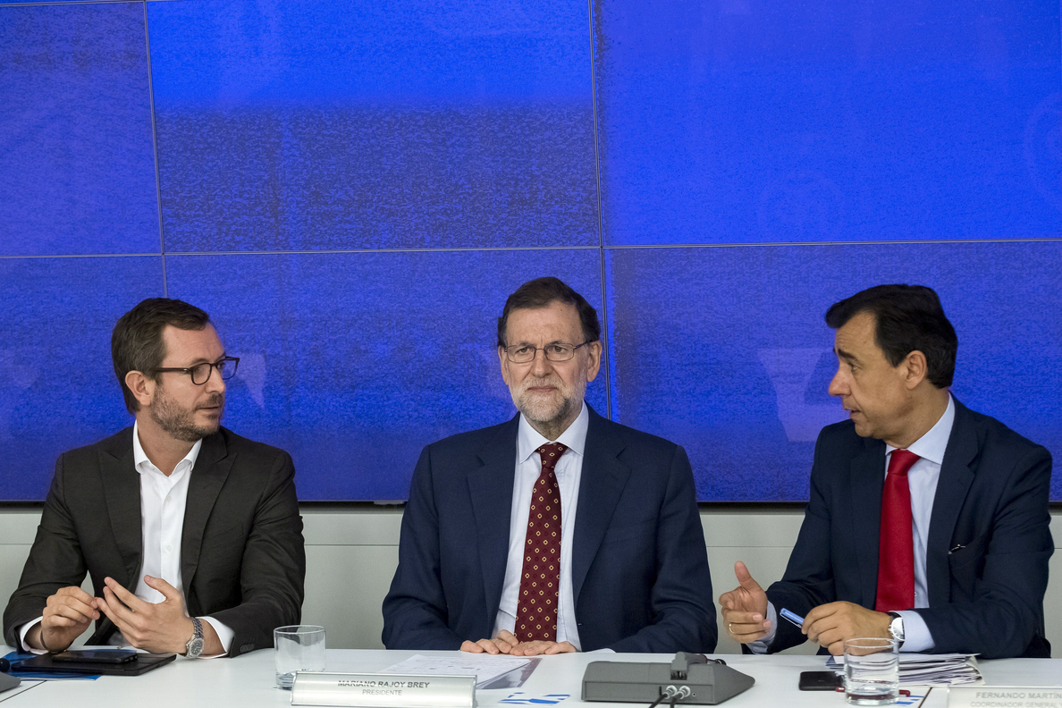 Rajoy subraya los «importantes acuerdos» logrados un año después del 26J
