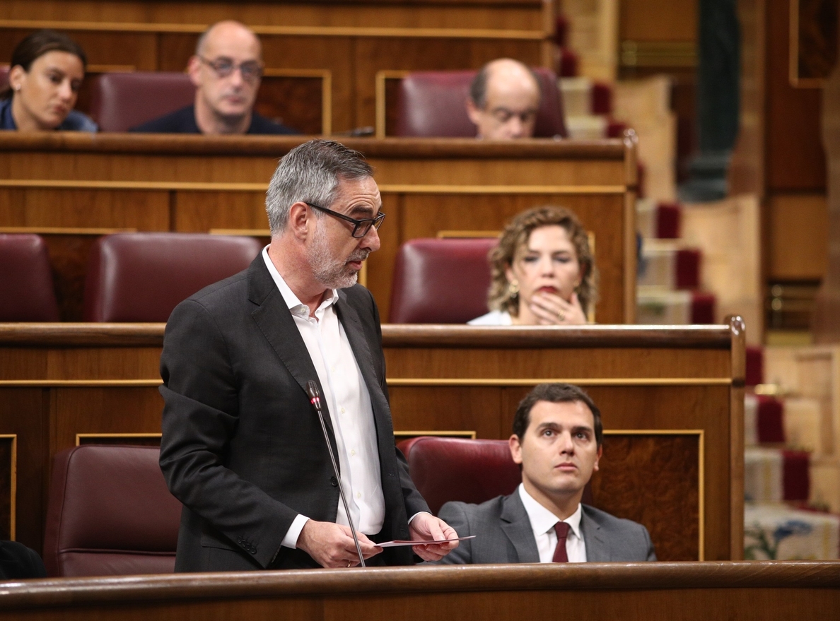 Villegas rechaza la idea de Sánchez de crear un espacio de diálogo entre PSOE, Podemos y Ciudadanos: «No tiene sentido»