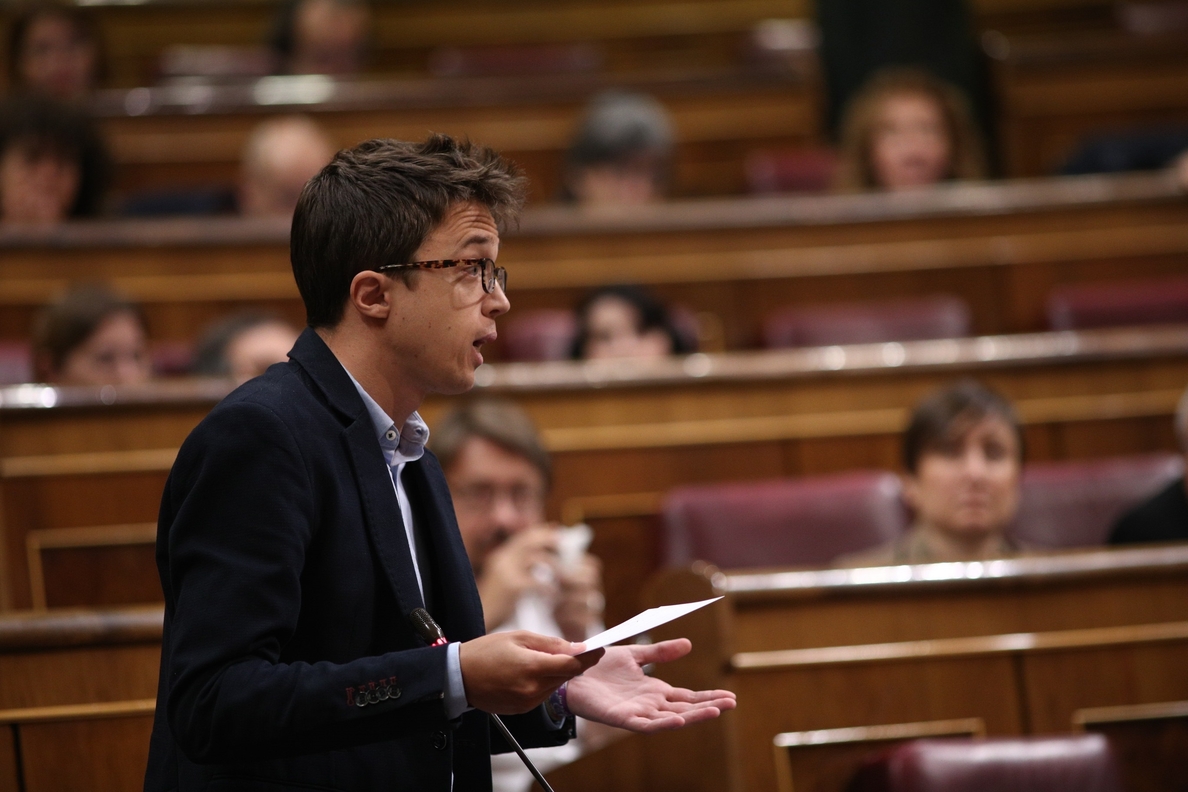 Errejón acusa a la delegada del Gobierno en Madrid de usar su cargo para «esconderse» y no comparecer en el Congreso