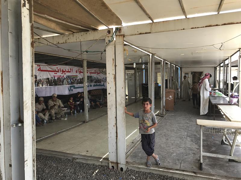 Refugiados iraquíes prefieren la guerra al calor extremo en los campos de refugiados