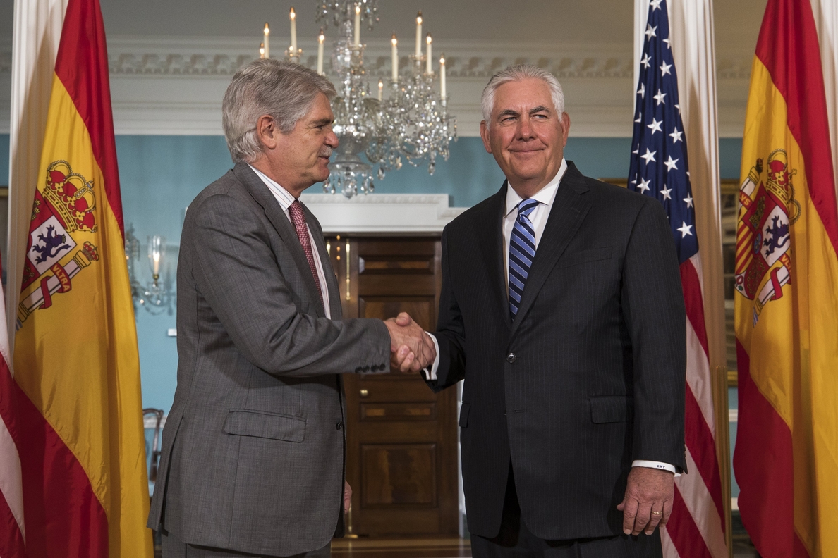 Tillerson recibe al ministro de Exteriores español en el Departamento de Estado