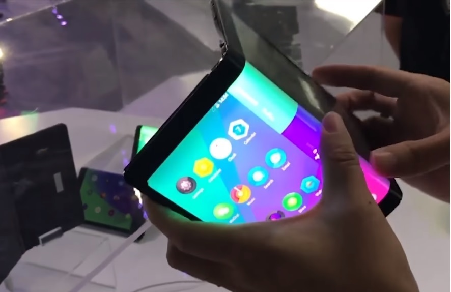 Lenovo muestra Folio, un prototipo de una »tablet» con pantalla flexible