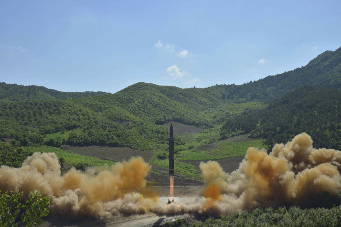 Pyongyang califica de éxito su lanzamiento y dice que es un aviso para EE.UU.