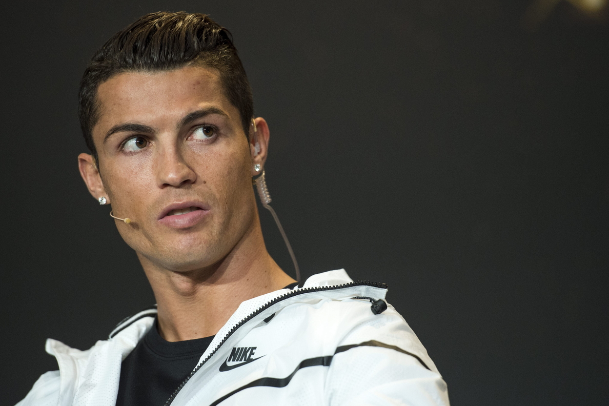 Cristiano Ronaldo declara por defraudar 14,7 millones y luego planta a la prensa