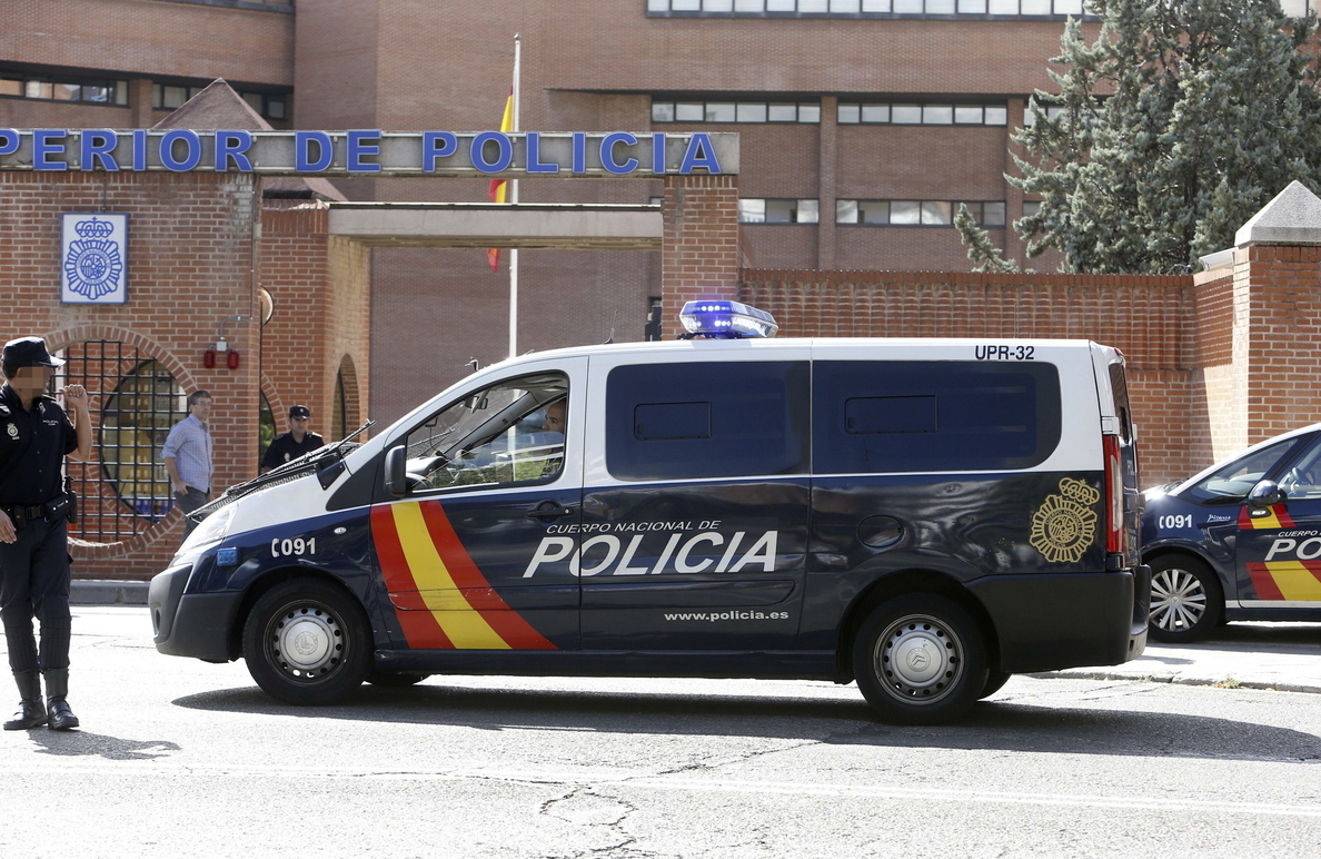Herida grave con un cuchillo por su pareja, que ha sido detenida en Madrid