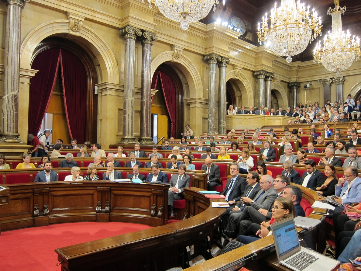 Llega al Parlament la ley de desconexión: así será la supuesta independencia catalana