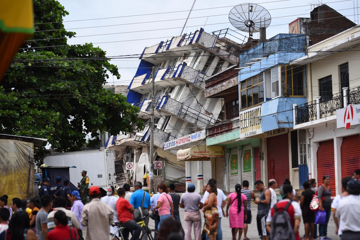 Al menos 61 muertos y 250 heridos deja mayor terremoto en México desde 1932