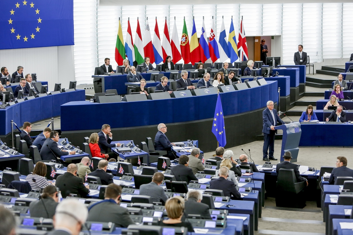 Las cinco claves del discurso de Juncker: un superministro económico y mucha integración