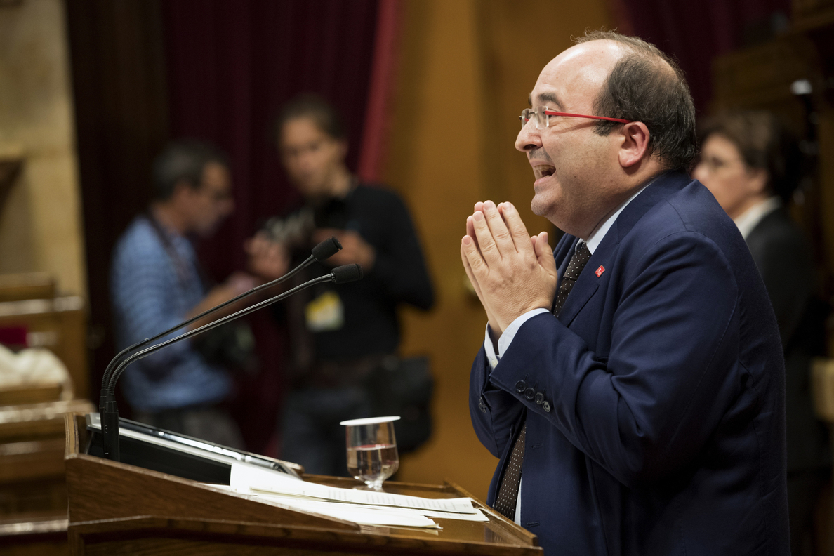 Iceta acusa a Rajoy de «subcontratar» a tribunales, jueces y fiscales
